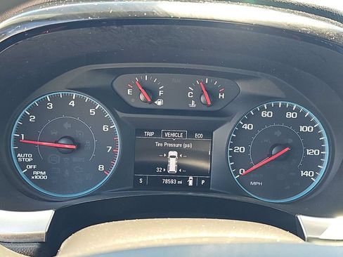 Used 2020 Chevrolet Traverse LS w/ LPO, Black Accent Package FWD image 2