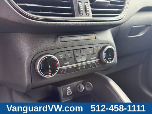 Used 2025 Ford Escape ST-Line Select AWD/4WD image 14