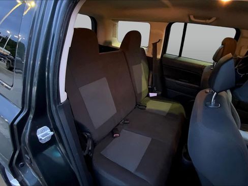 Used 2011 Jeep Patriot Latitude AWD/4WD image 18
