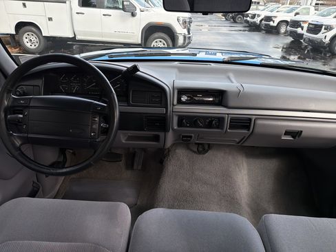 Used 1995 Ford F150 4x4 Regular Cab image 27