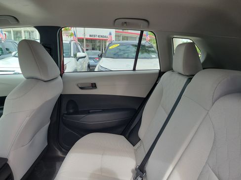 Certified 2023 Toyota Corolla Cross LE FWD image 14