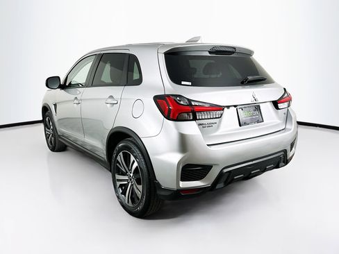Used 2025 Mitsubishi Outlander Sport SE image 5