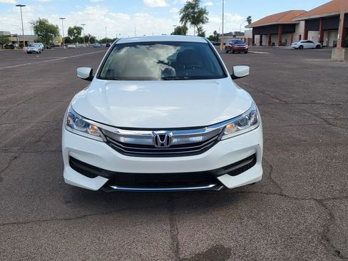 Used 2016 Honda Accord LX image 3