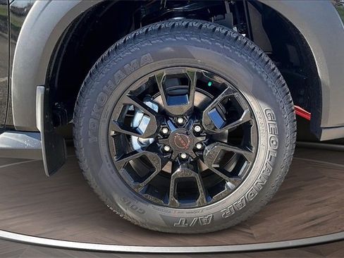 New 2026 Nissan Armada PRO-4X w/ Captain's Chari Seat Package image 12