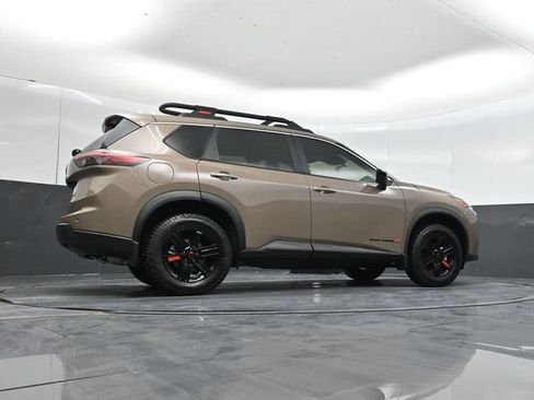 Used 2026 Nissan Rogue SV AWD/4WD image 49