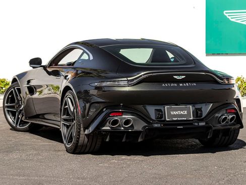 Used 2025 Aston Martin V8 Vantage Coupe RWD image 2