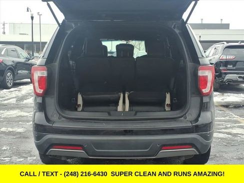 Used 2019 Ford Explorer XLT image 8