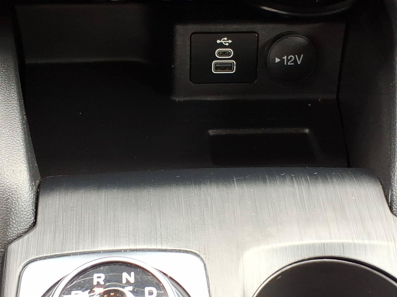 Used 2025 Ford Escape ST-Line FWD image 21
