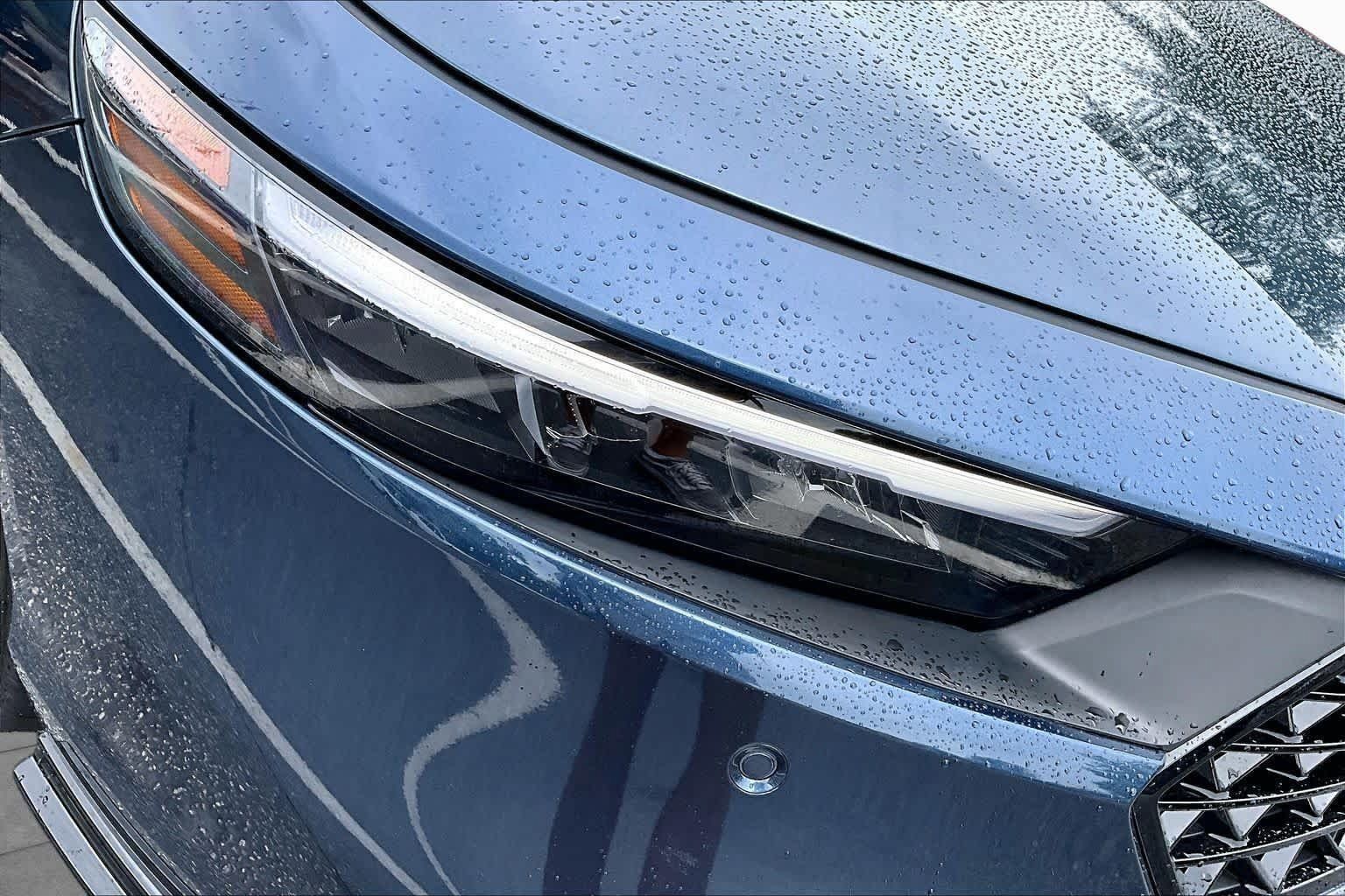 Used 2023 Honda Accord Touring image 28