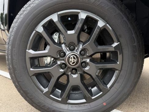 New 2026 Toyota Tundra Platinum AWD/4WD image 10