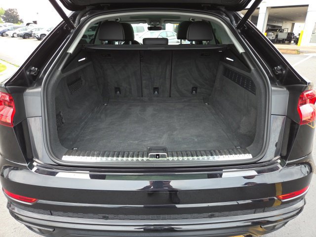 Used 2021 Audi Q8 Prestige w/ Prestige Package AWD/4WD image 23