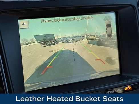 Used 2017 Ford Explorer XLT w/ Equipment Group 202A image 22