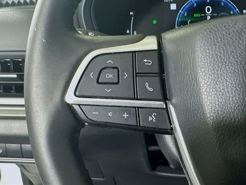 Certified 2025 Toyota Grand Highlander FWD image 16