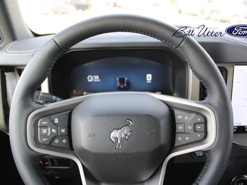 New 2025 Ford Bronco Outer Banks image 17