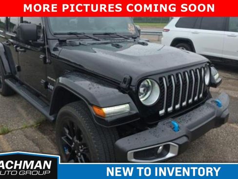 Used 2023 Jeep Wrangler Unlimited Sahara w/ Cold Weather Group AWD/4WD image 1