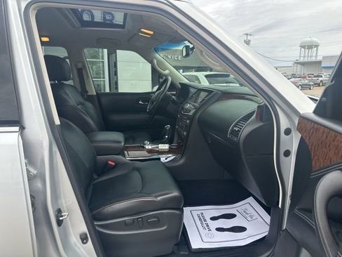 Used 2017 Nissan Armada Platinum AWD/4WD image 8
