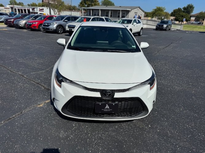 Used 2020 Toyota Corolla LE FWD image 10