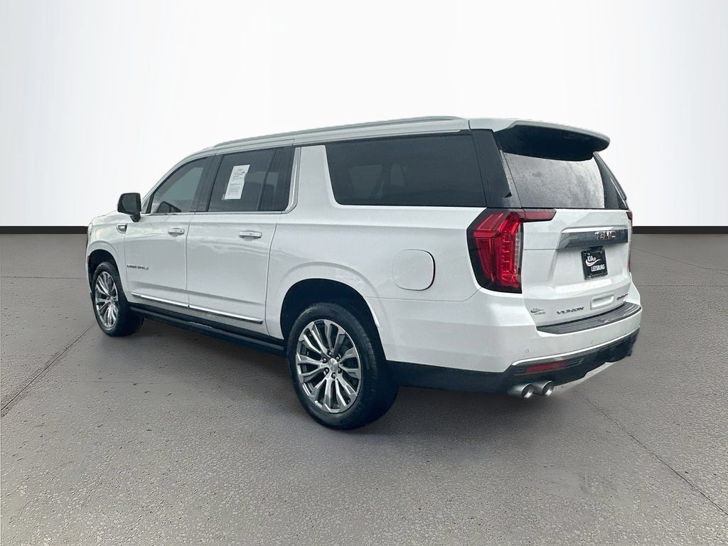Used 2021 GMC Yukon XL Denali w/ Denali Premium Package RWD image 5