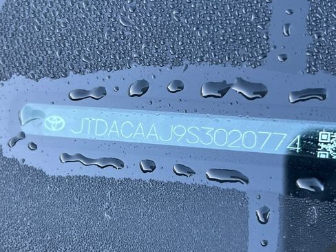 Used 2025 Toyota Crown Signia XLE image 23