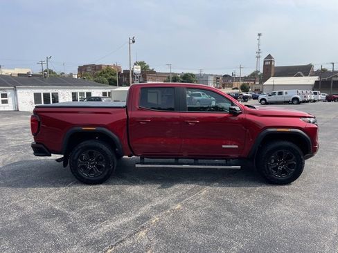 Used 2025 GMC Canyon Elevation image 4