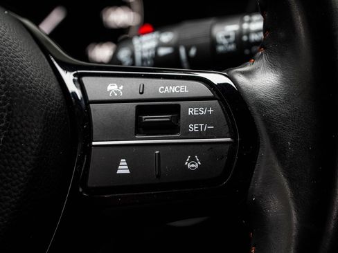 Used 2023 Honda HR-V Sport image 25