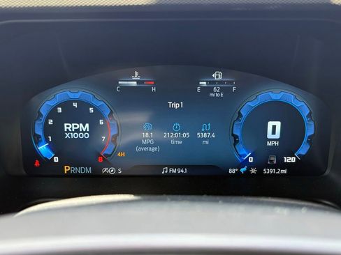 Used 2025 Ford Bronco Badlands AWD/4WD image 18