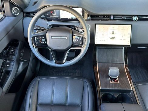 Used 2024 Land Rover Range Rover Evoque S AWD/4WD image 17