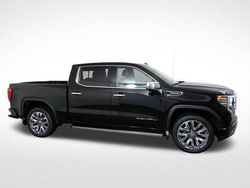 Used 2024 GMC Sierra 1500 Denali AWD/4WD image 2