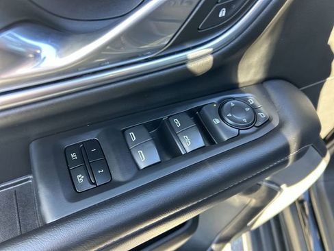 Used 2024 Chevrolet Tahoe LT image 21