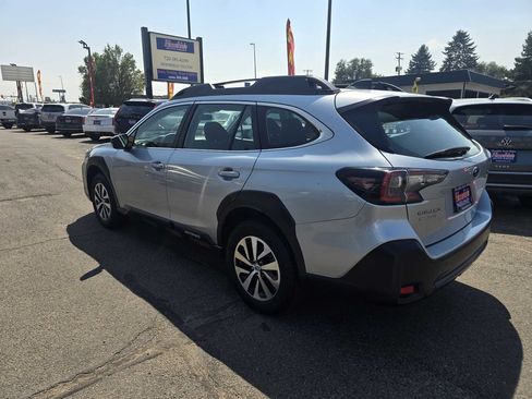 Used 2023 Subaru Outback AWD/4WD image 30