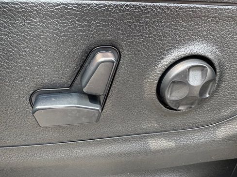 Used 2020 RAM 1500 Big Horn AWD/4WD image 27