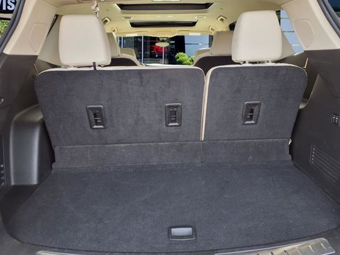 Used 2024 Buick Enclave Avenir w/ Avenir Technology Package FWD image 32