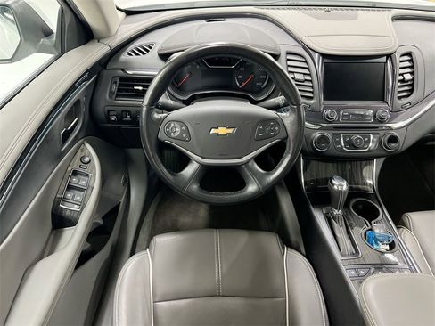 Used 2017 Chevrolet Impala Premier w/ Enhanced Convenience Package image 21