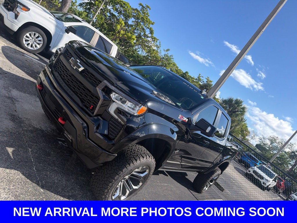 Used 2024 Chevrolet Silverado 1500 RST w/ All Star Edition Plus AWD/4WD image 3