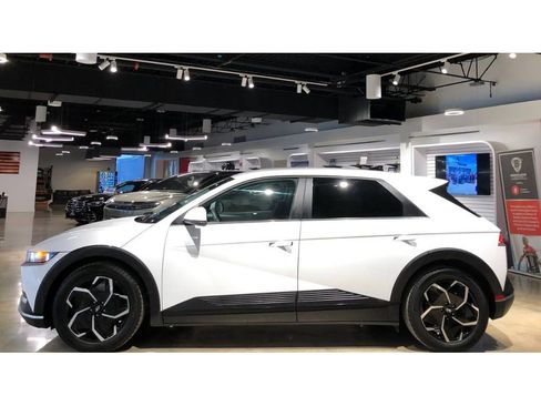 Used 2024 Hyundai Ioniq 5 SEL image 8