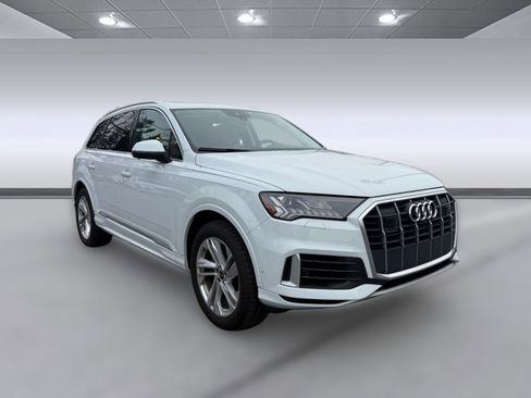 Used 2024 Audi Q7 3.0T Premium Plus image 7