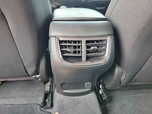 Used 2023 Chevrolet Malibu LT FWD image 13