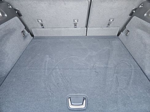 New 2025 Cadillac Lyriq Sport image 29