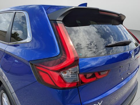Used 2023 Honda CR-V EX image 13