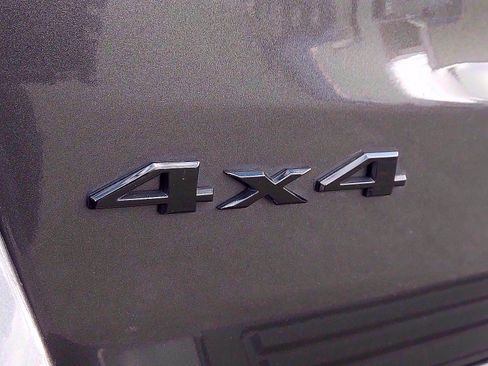 Used 2018 Jeep Grand Cherokee Altitude AWD/4WD image 30