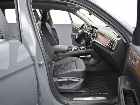 New 2026 Volkswagen Atlas SE AWD/4WD image 14