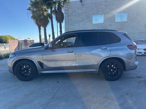 Certified 2024 BMW X5 sDrive40i w/ M Sport Package image 2