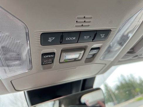 Used 2024 Toyota RAV4 XLE image 41