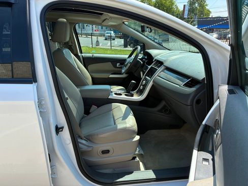Used 2011 Ford Edge SEL w/ 202A Rapid Spec Order Code FWD image 13
