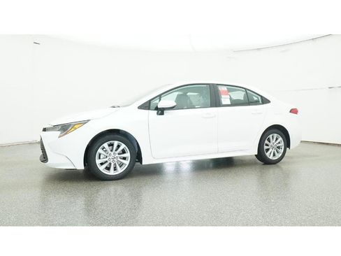 New 2026 Toyota Corolla LE image 18