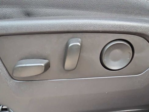 Used 2024 Chevrolet Silverado 1500 High Country w/ Technology Package image 14