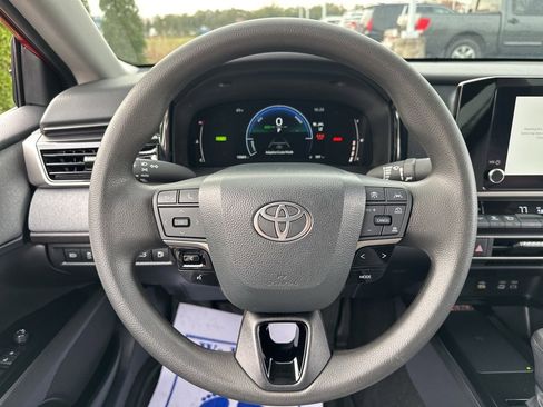 Certified 2025 Toyota Camry LE image 12