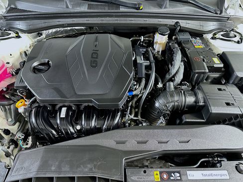 Used 2025 Kia K5 LXS image 33