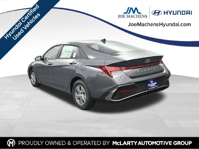 Used 2026 Hyundai Elantra SE FWD image 7