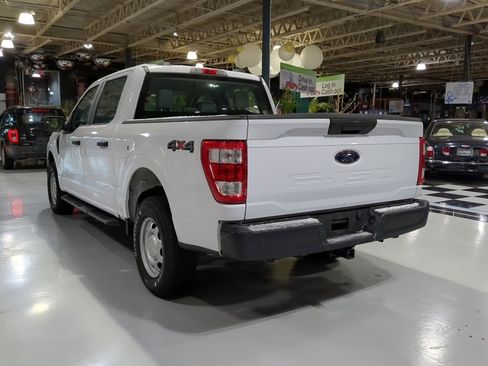 Used 2021 Ford F150 XL w/ Trailer Tow Package image 10